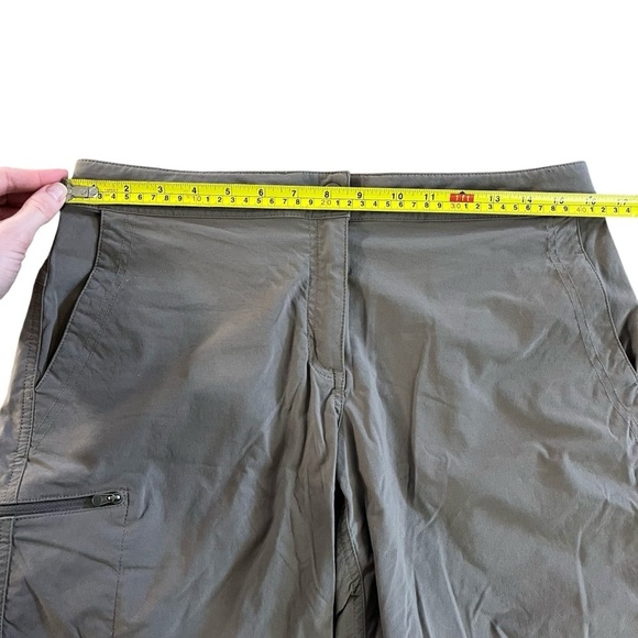 L.L.Bean Comfort Trail Shorts Women’s Size 10 Brown Nylon Stretch Hiking Outdoor - Picture 9 of 12